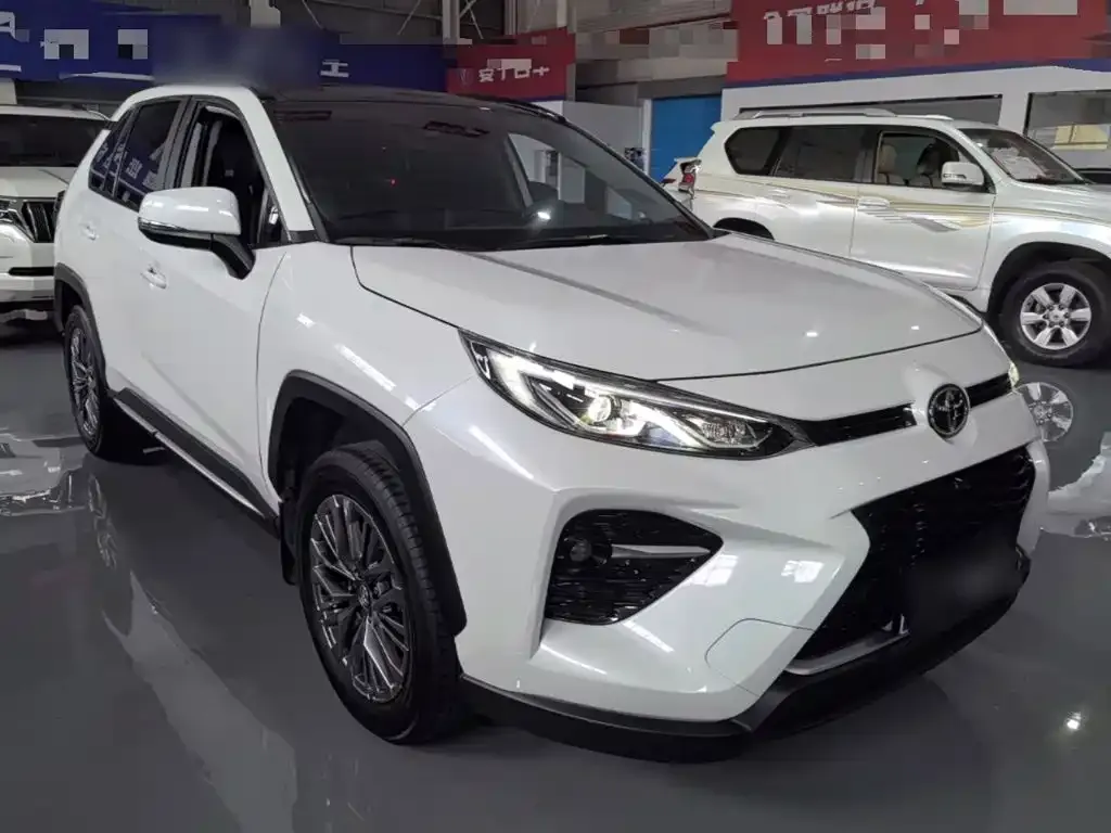 Toyota Wildlander — фото 10
