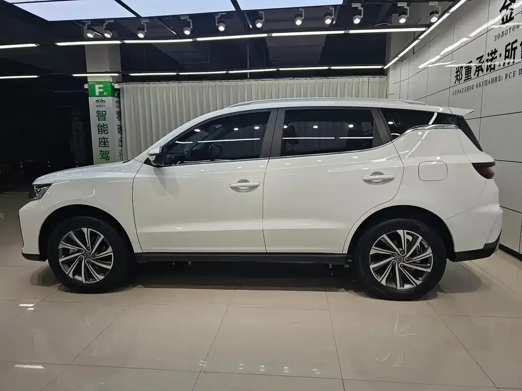 Geely Vision X6 — фото 5