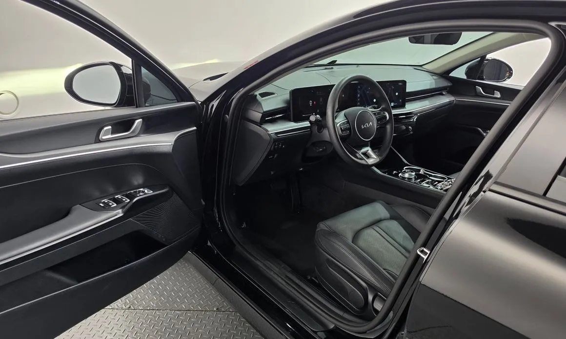 Kia K5 — фото 8