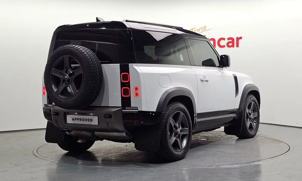 Land Rover Defender — фото 7