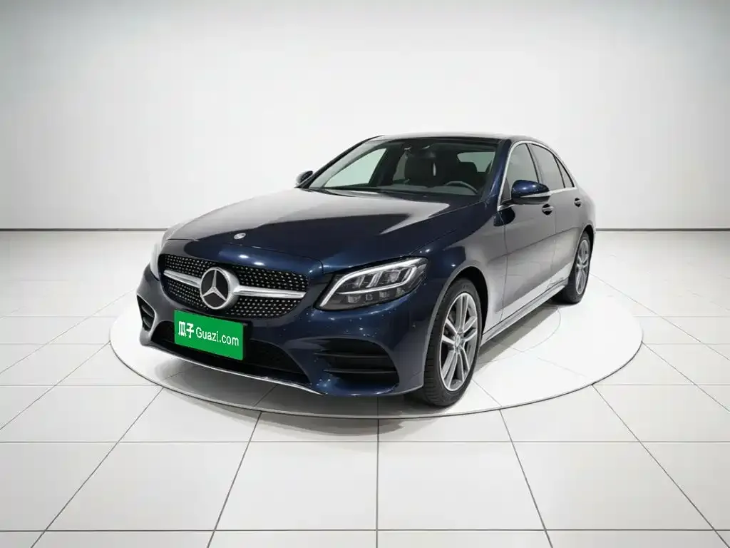 Mercedes-Benz C-Class — фото 1