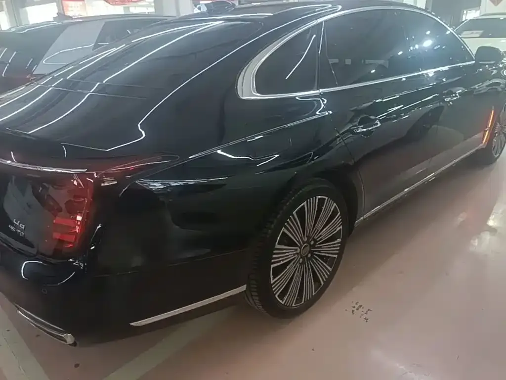 Hongqi H9 — фото 10