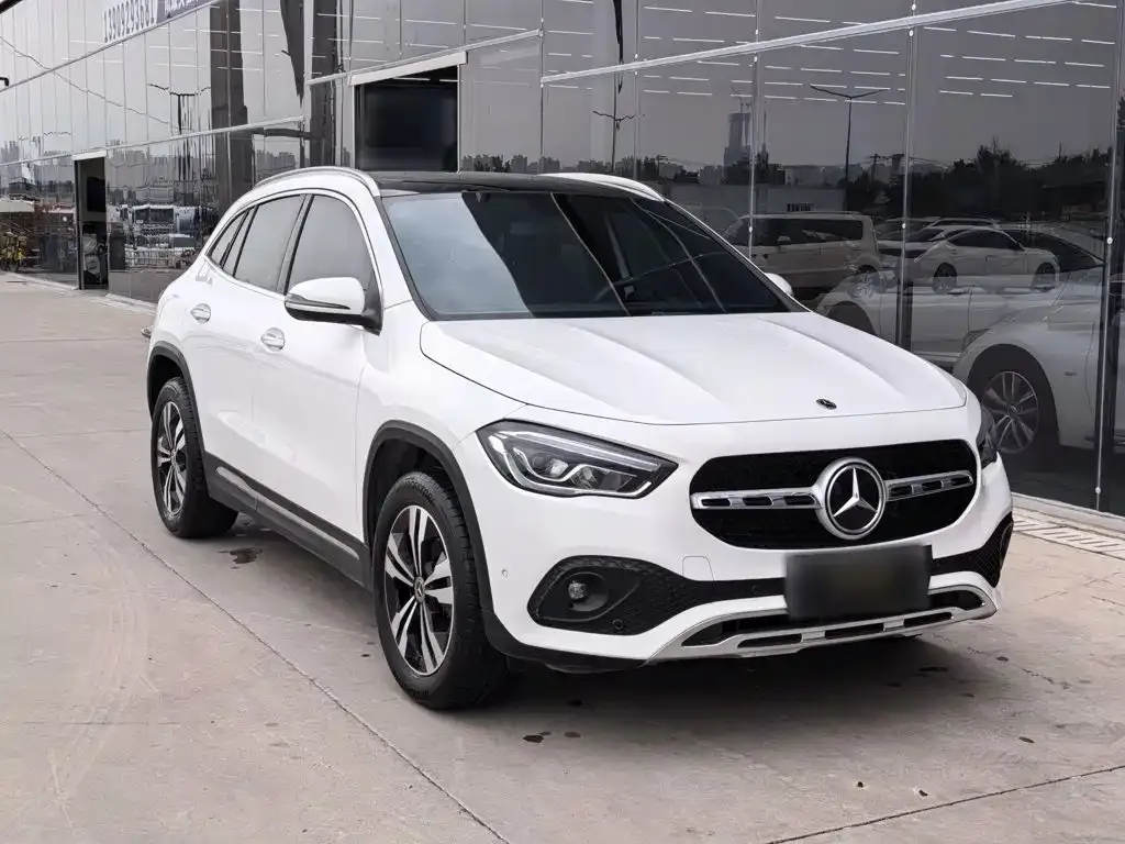 Mercedes-Benz GLA — фото 8