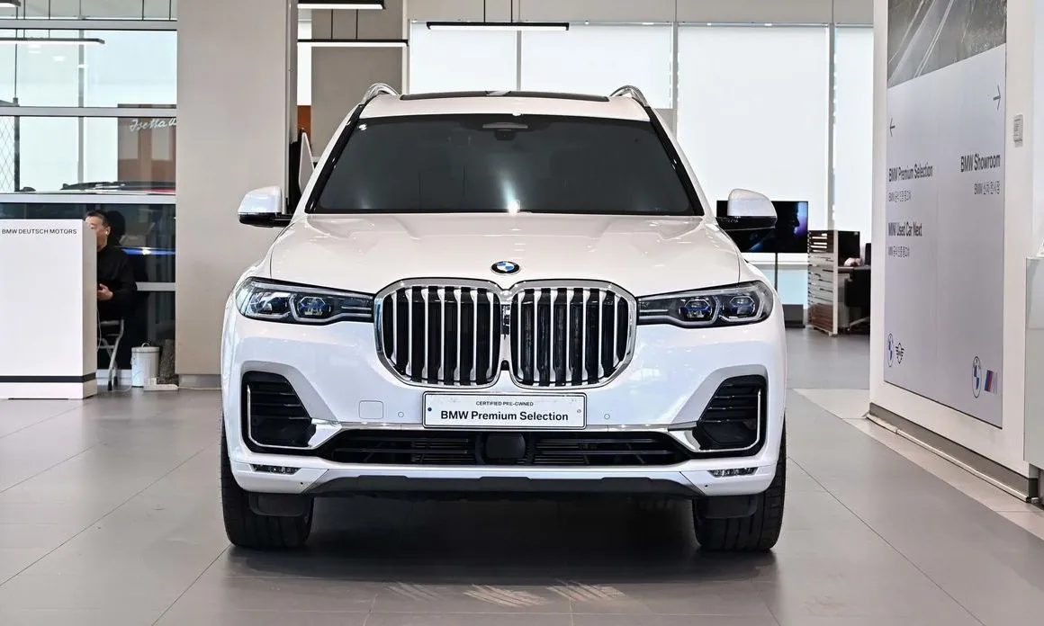 BMW X7 — фото 7