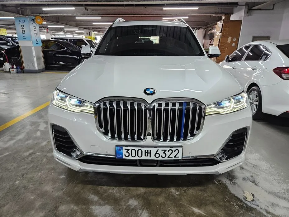 BMW X7 — фото 2