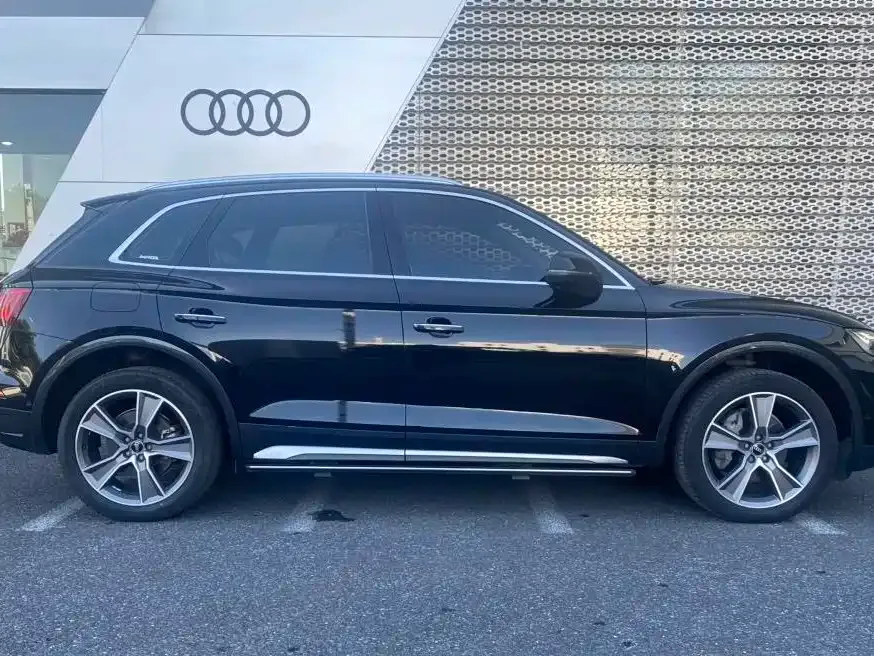 Audi Q5L — фото 7