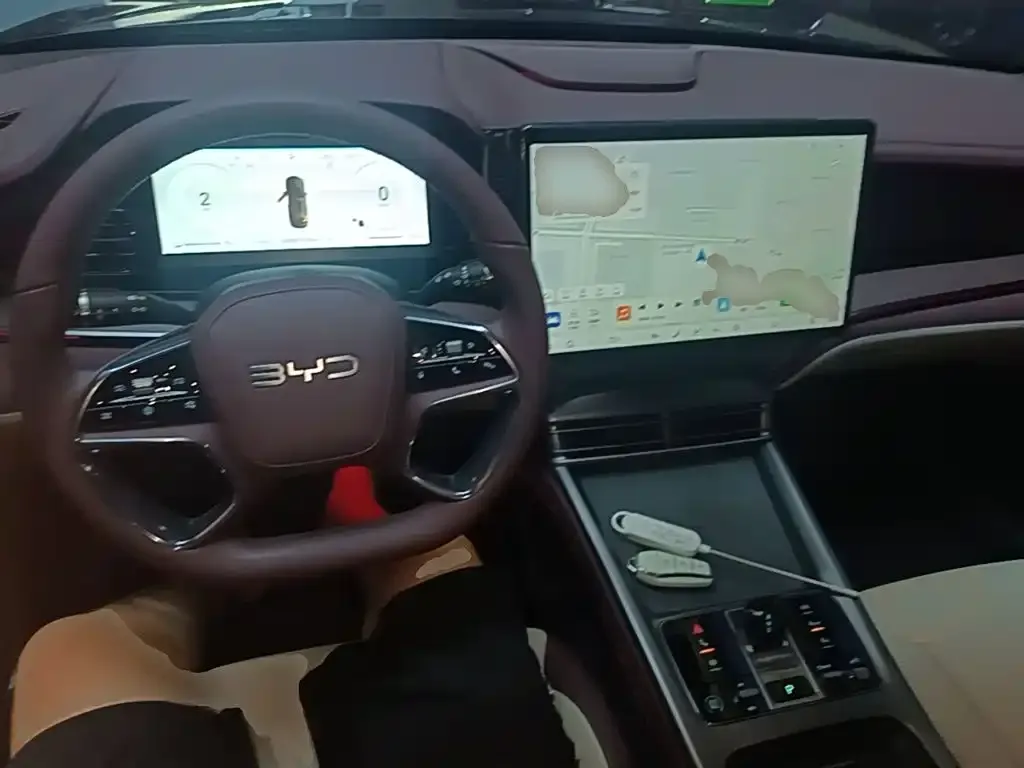 BYD Seal — фото 2