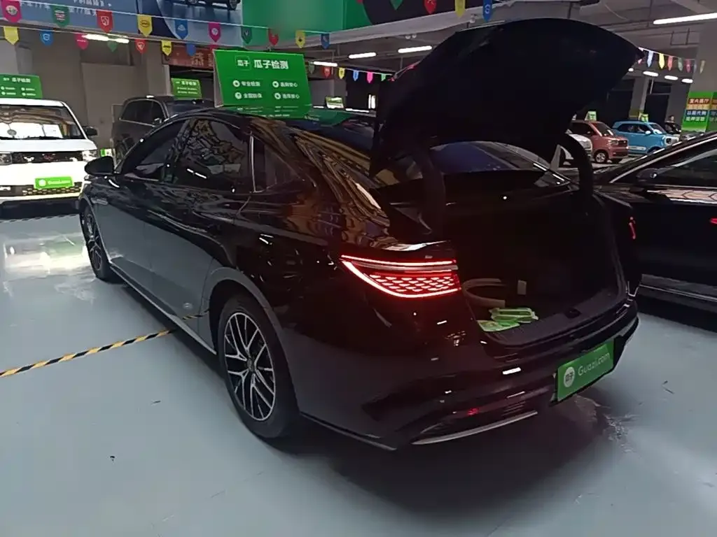BYD Seal — фото 4