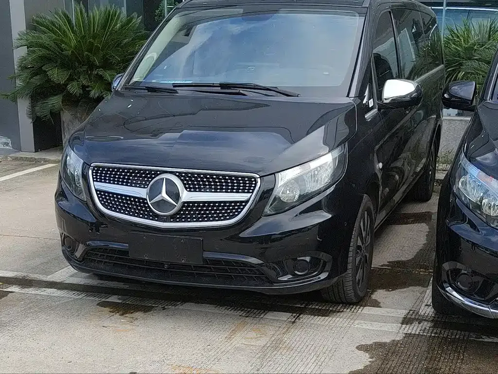 Mercedes-Benz Vito — фото 1