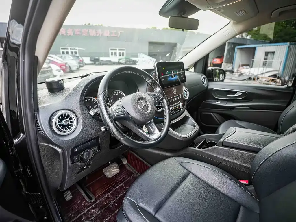 Mercedes-Benz Vito — фото 10