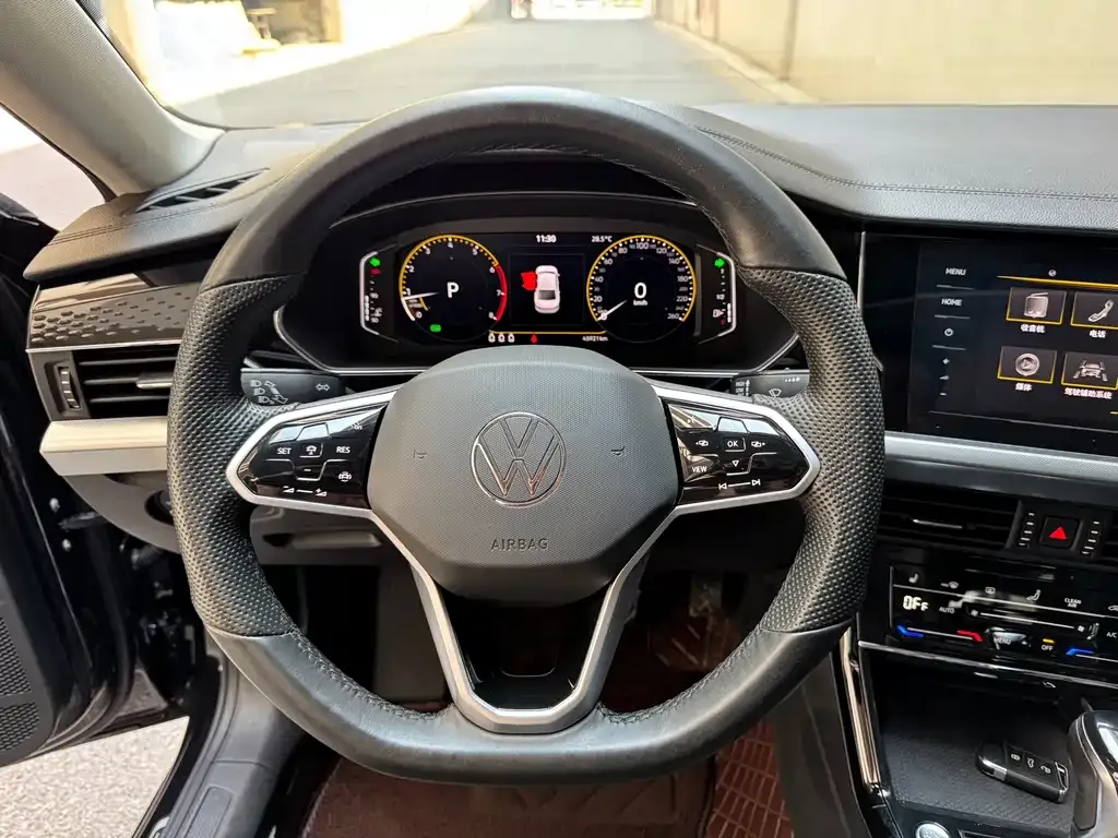 Volkswagen Passat — фото 2
