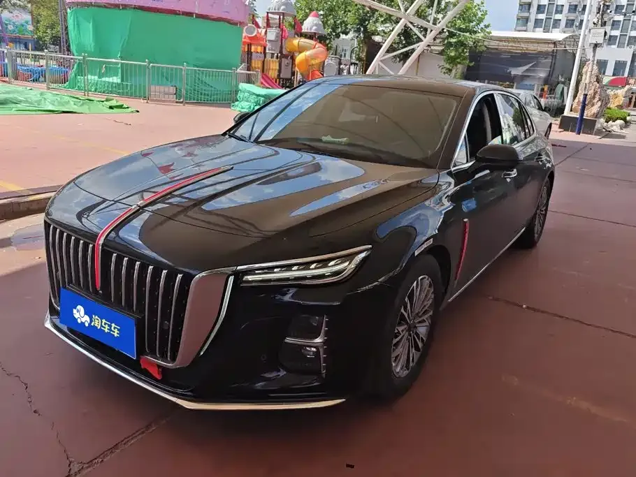 Hongqi H5 — фото 1