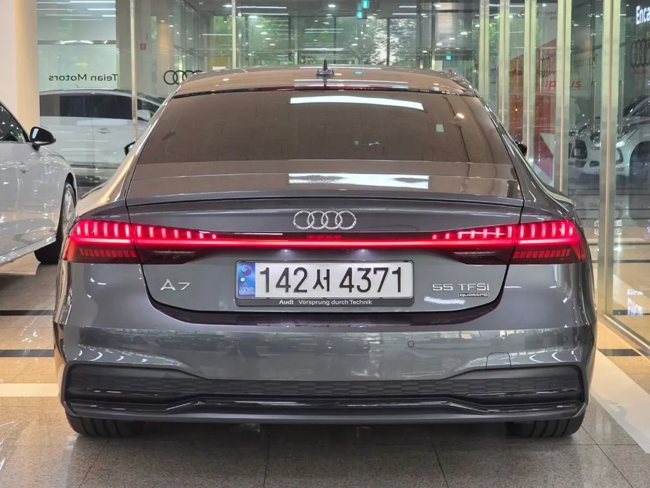 Audi A7 — фото 2