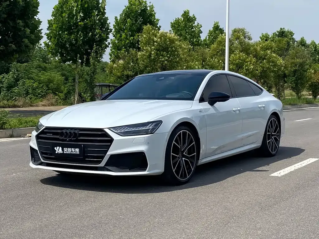 Audi A7 — фото 1