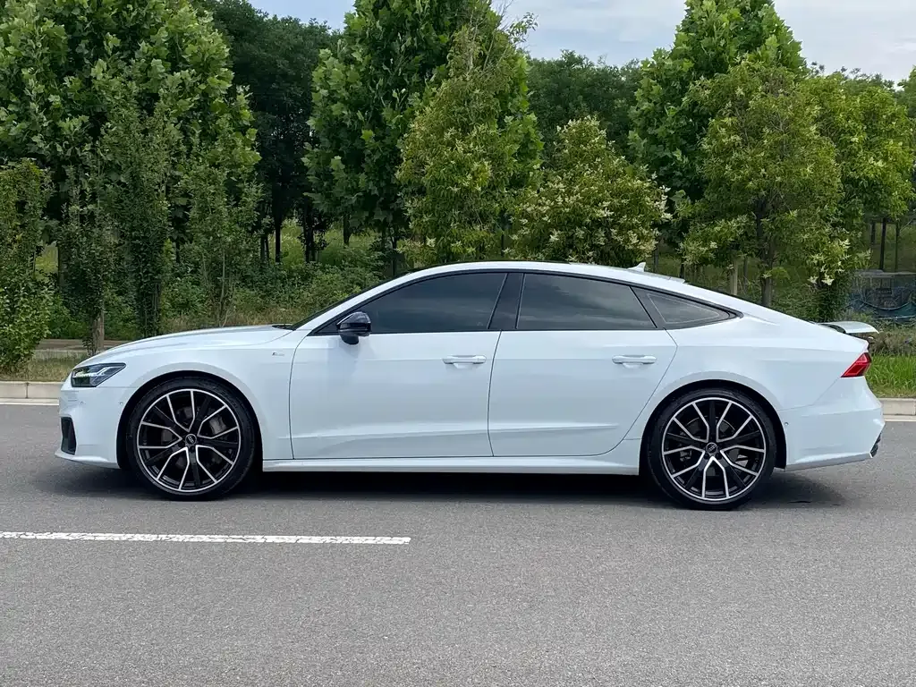 Audi A7 — фото 8