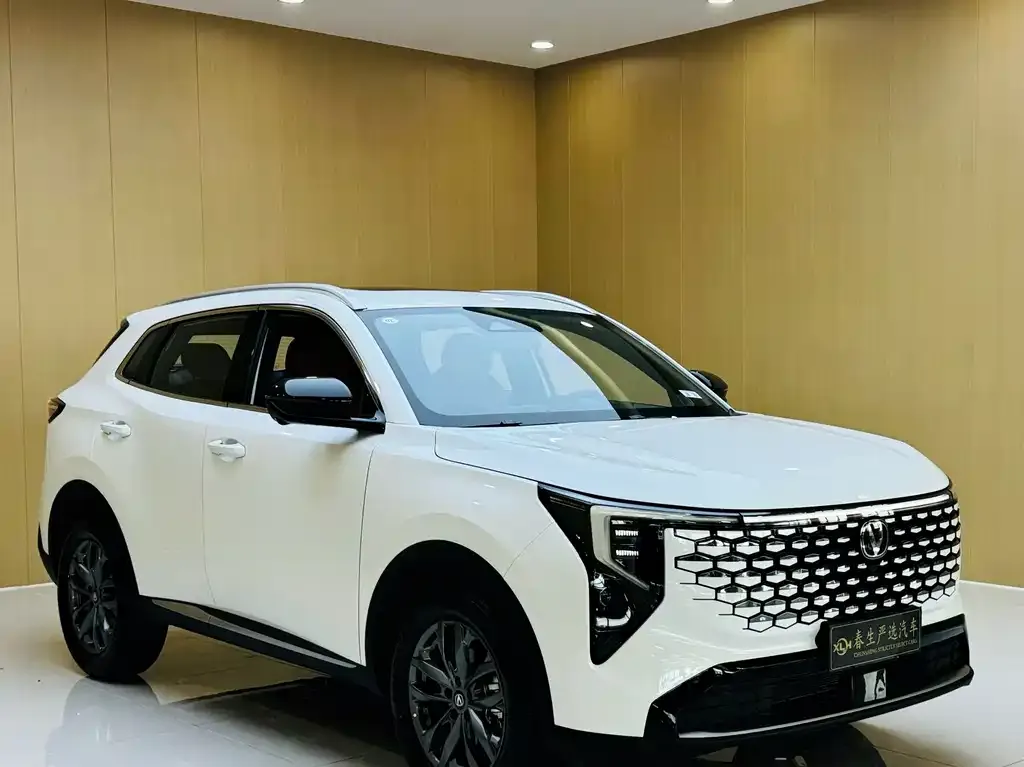Changan CS55PLUS — фото 7