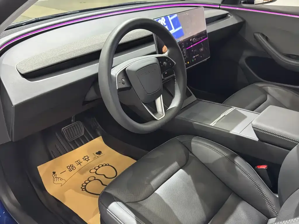 Tesla Model 3 — фото 6