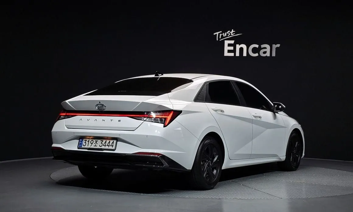 Hyundai AVANTE — фото 5