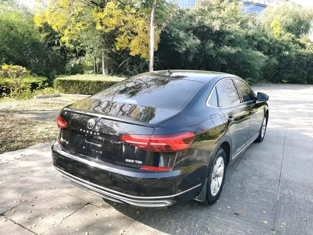 Volkswagen Passat — фото 3