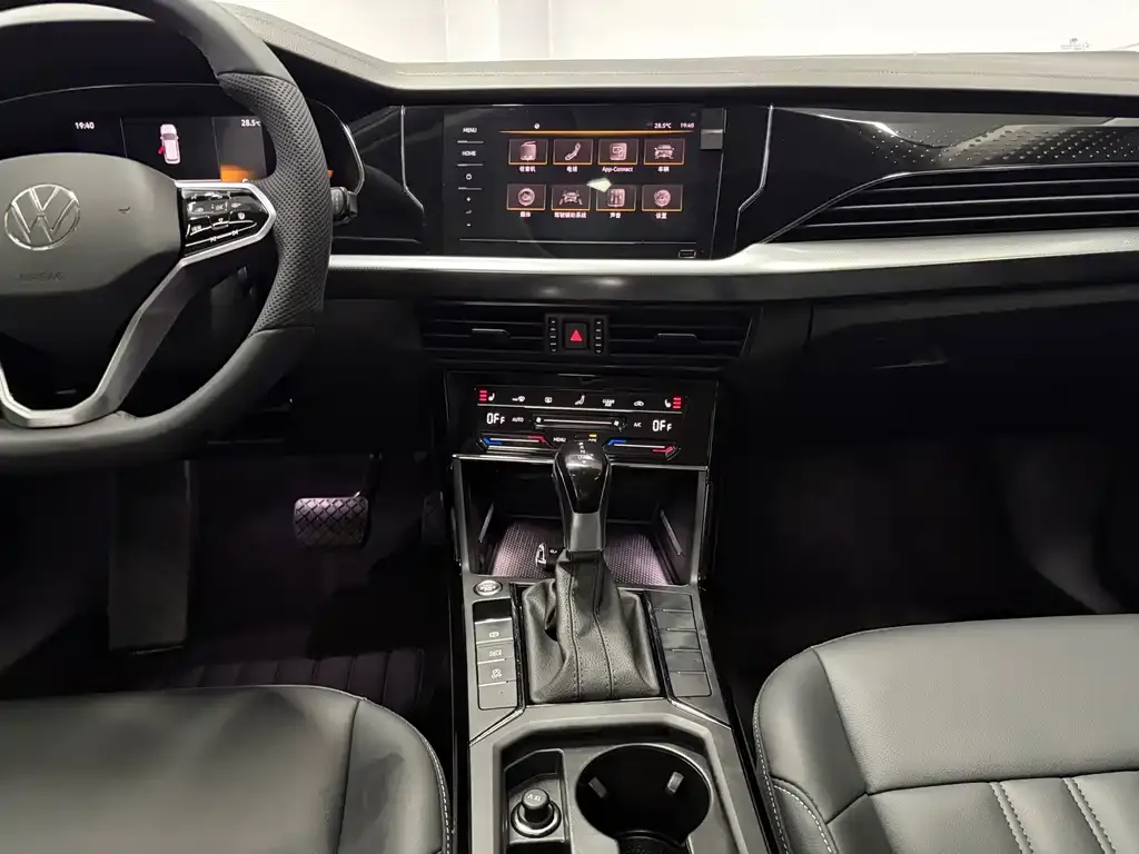 Volkswagen Passat — фото 10
