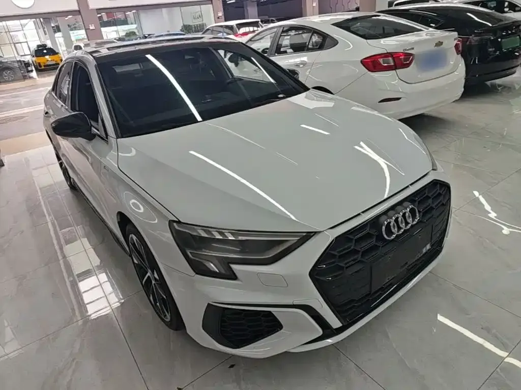 Audi A3 — фото 2