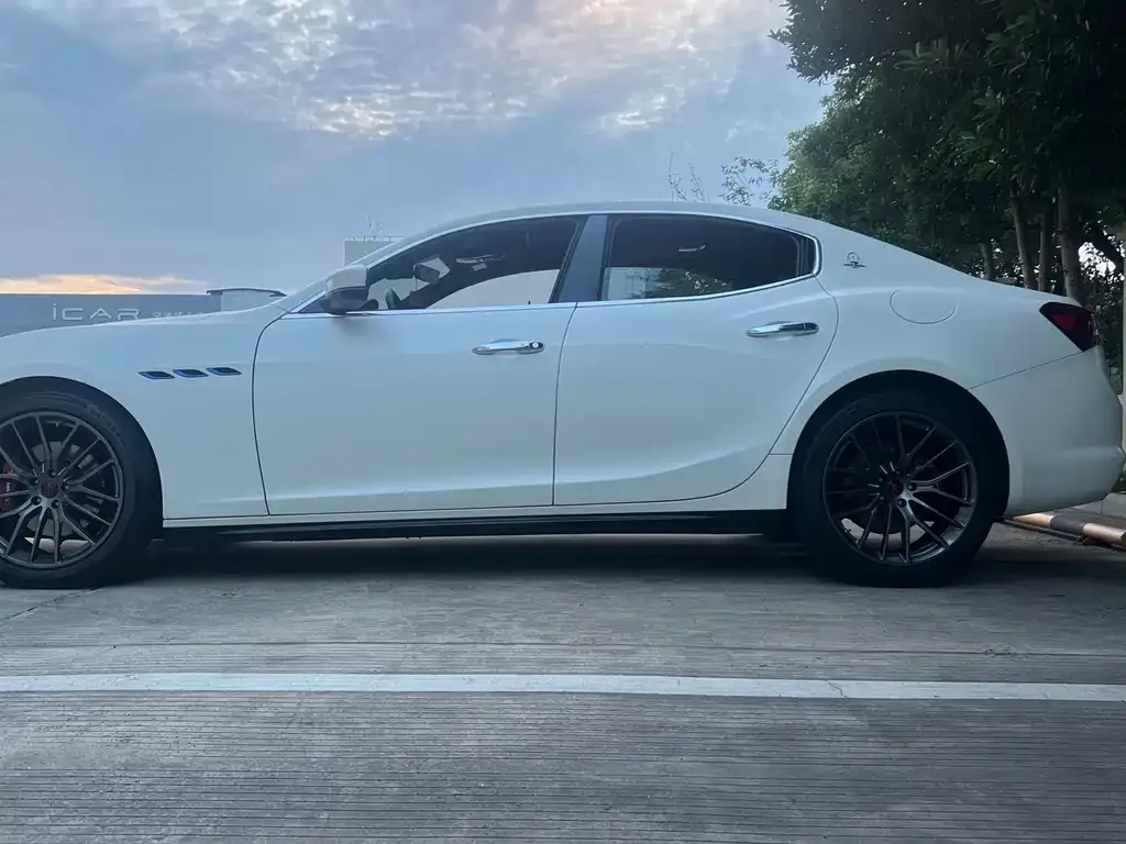 Maserati Ghibli — фото 5