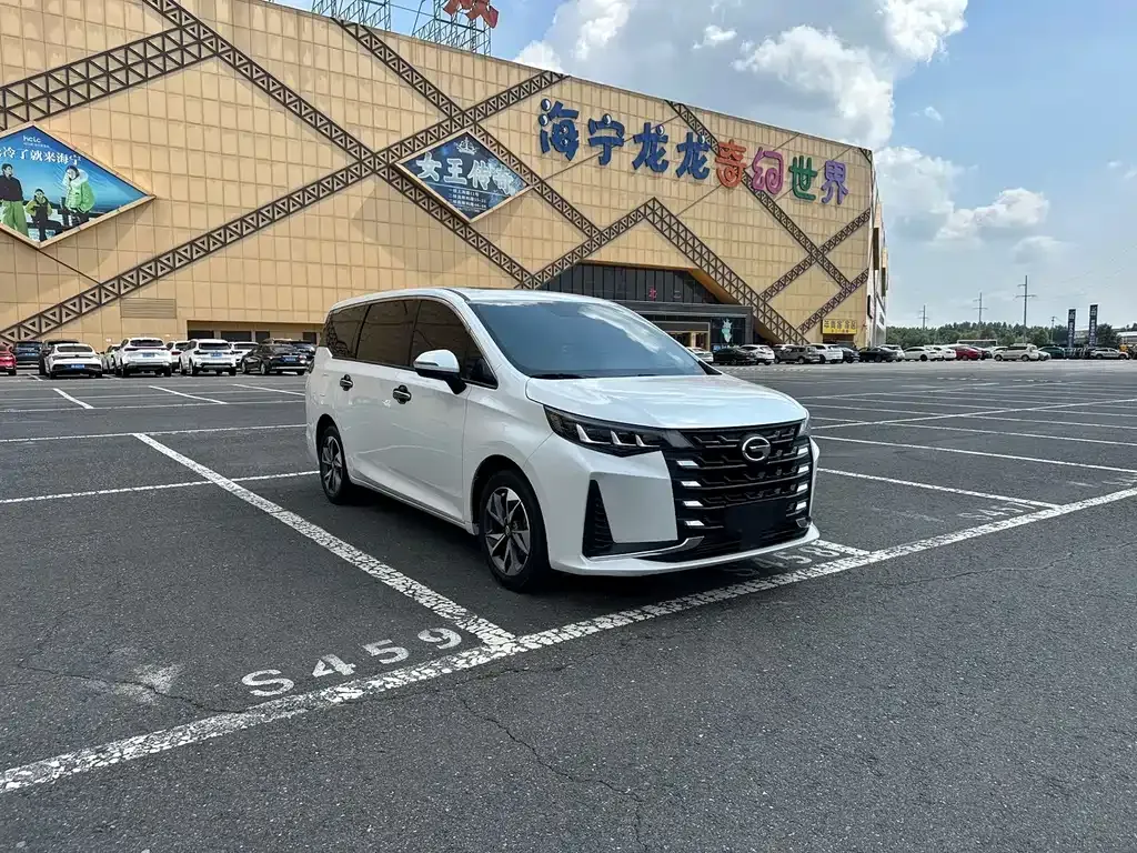 GAC Motor Trumpchi M6 — фото 9