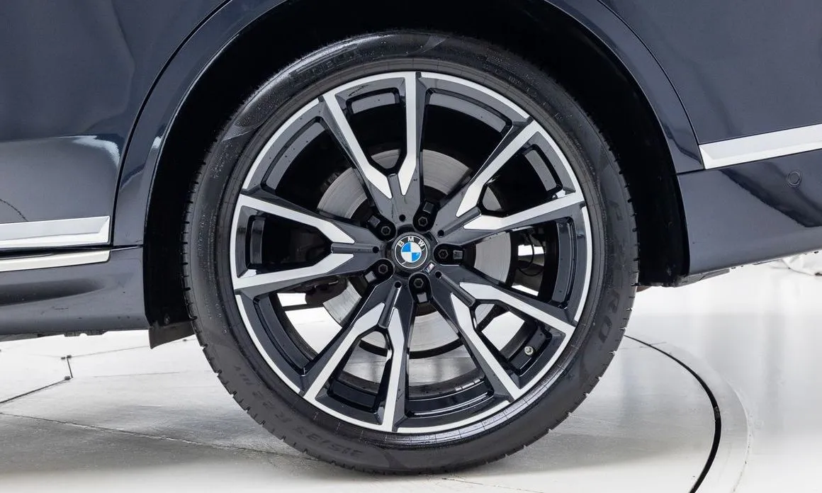 BMW X7 — фото 4