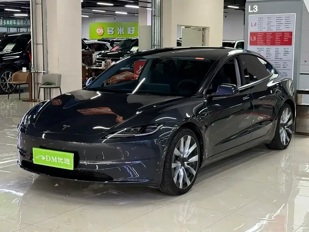 Tesla Model 3 — фото 6