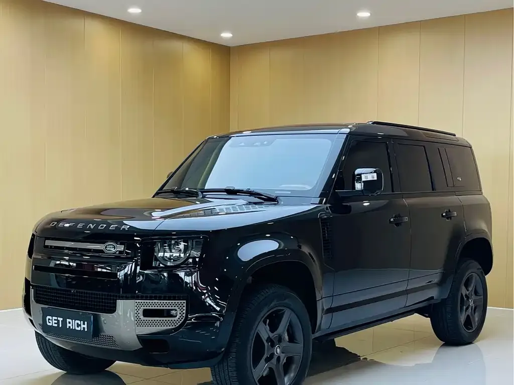 Land Rover Defender — фото 1