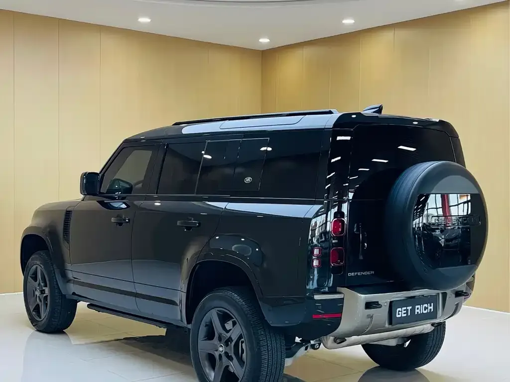 Land Rover Defender — фото 4