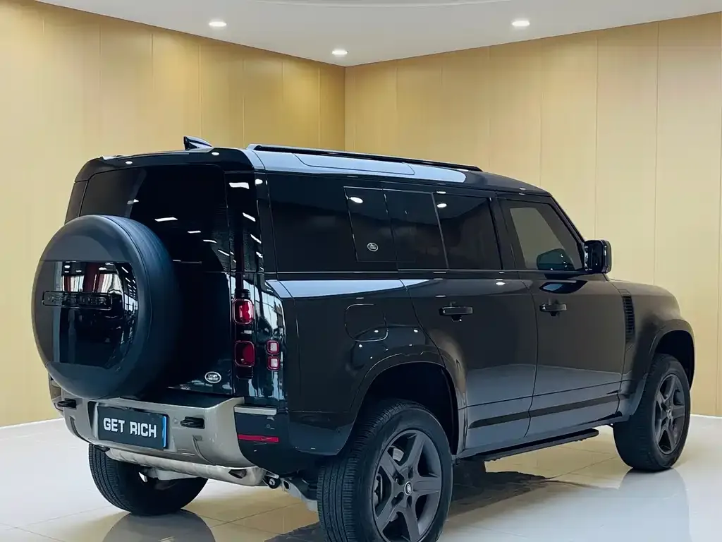 Land Rover Defender — фото 9