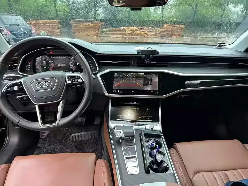 Audi A6L — фото 5
