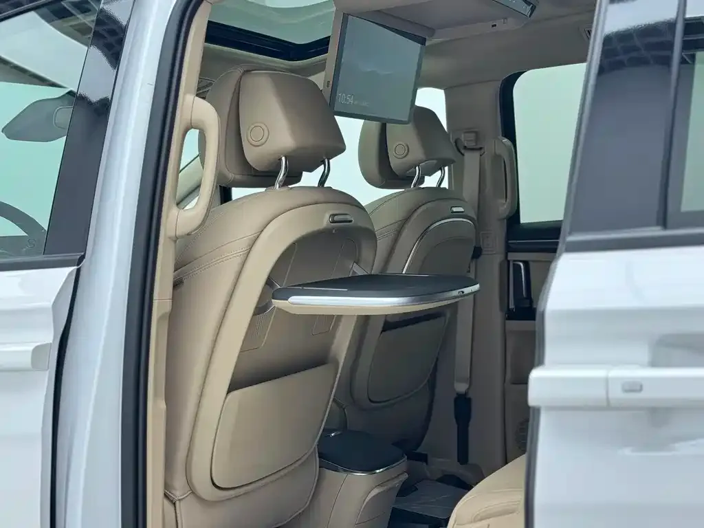 Buick GL8 Hybrid — фото 6