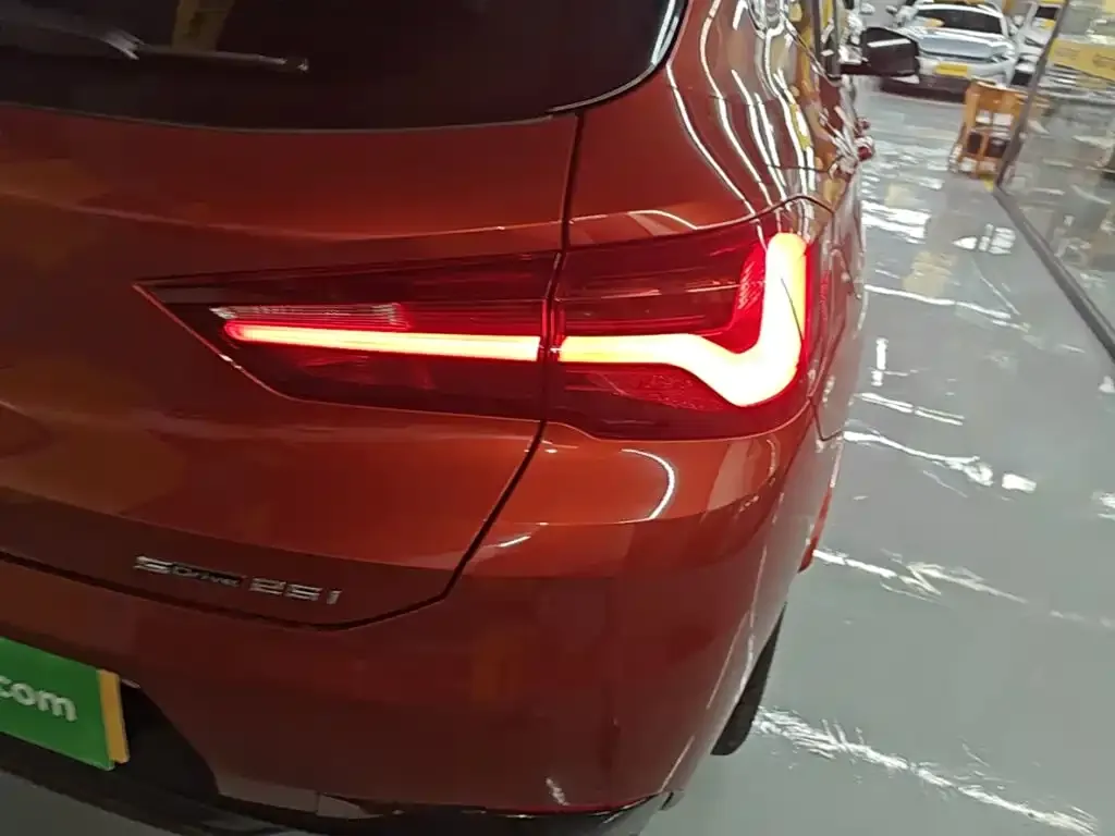 BMW X2 — фото 3