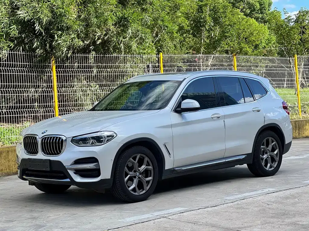 BMW X3 — фото 1
