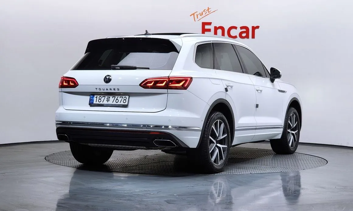 Volkswagen Touareg — фото 2
