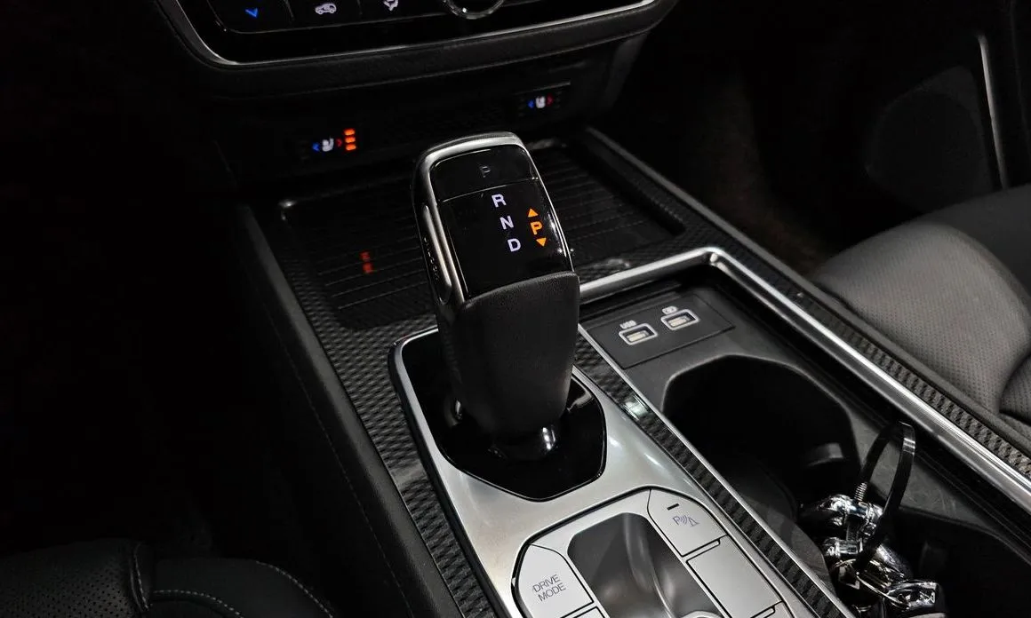 KG Mobility (Ssangyong) Rexton — фото 6