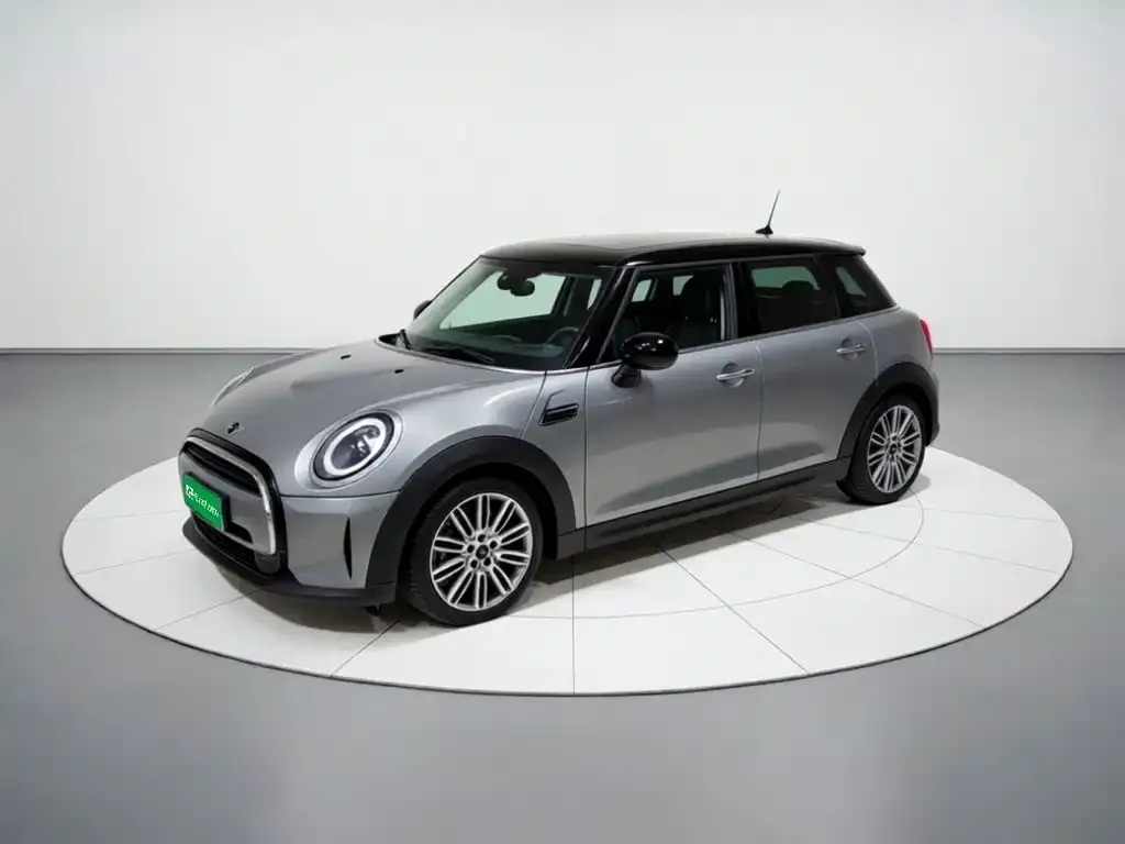 MINI Cooper (3-door) — фото 1