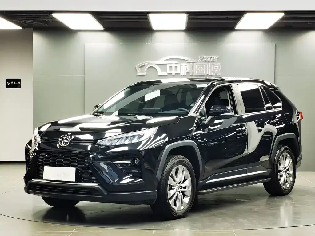 Toyota Wildlander — фото 1