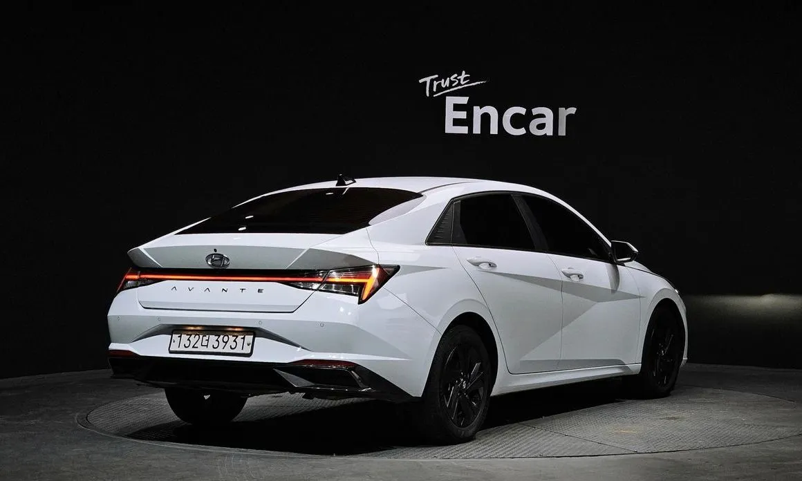 Hyundai AVANTE — фото 4