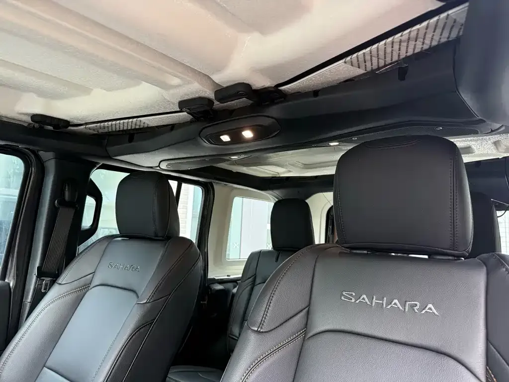 Jeep Wrangler — фото 3