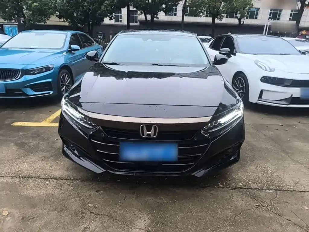 Honda Accord — фото 3