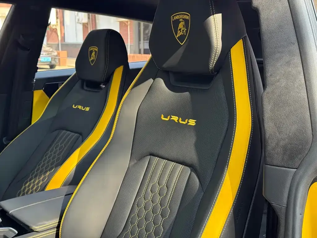 Lamborghini Urus — фото 7