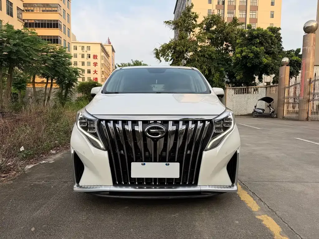 GAC Motor Trumpchi M8 — фото 9