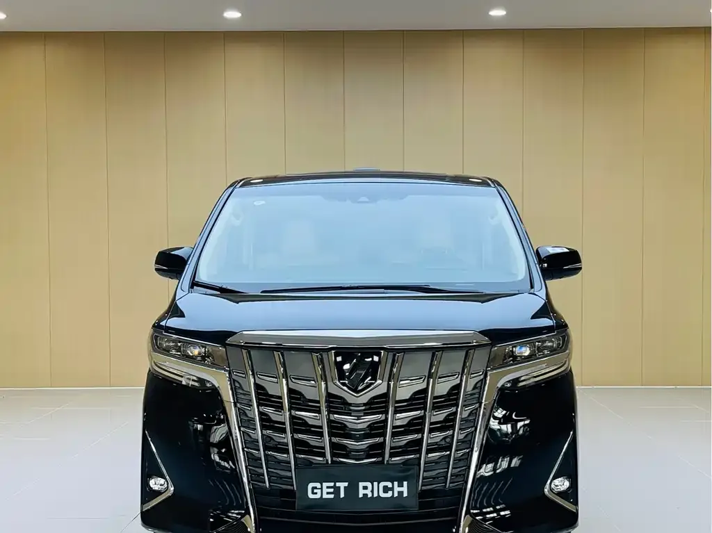 Toyota Alphard — фото 4