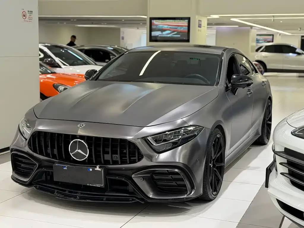 Mercedes-Benz CLS — фото 1