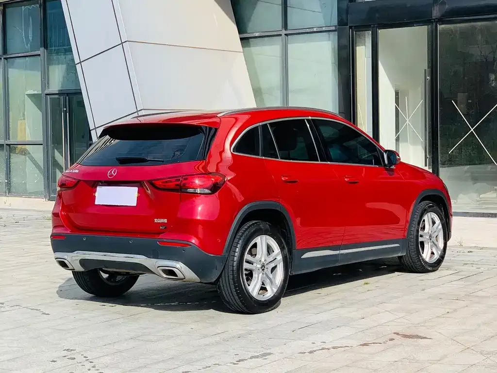 Mercedes-Benz GLA — фото 5