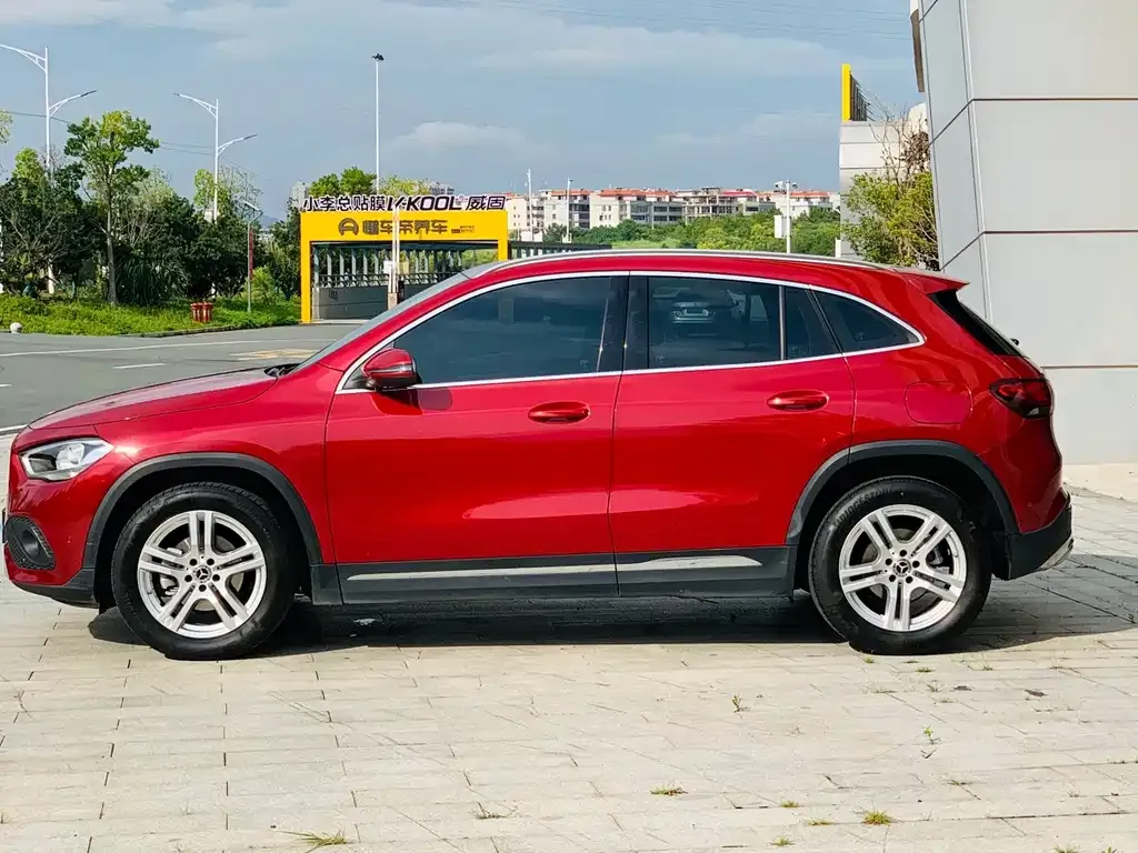 Mercedes-Benz GLA — фото 4