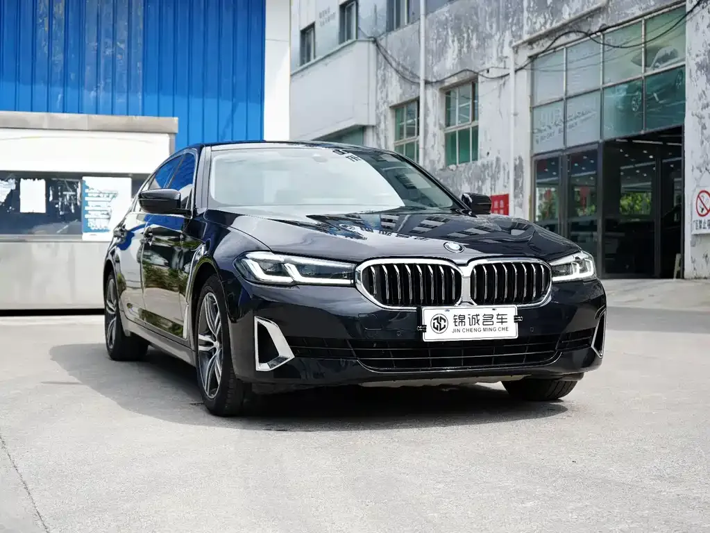 BMW 5 Series — фото 2
